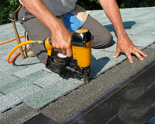 Best Commercial Roofing Services  in Lyndon, KS